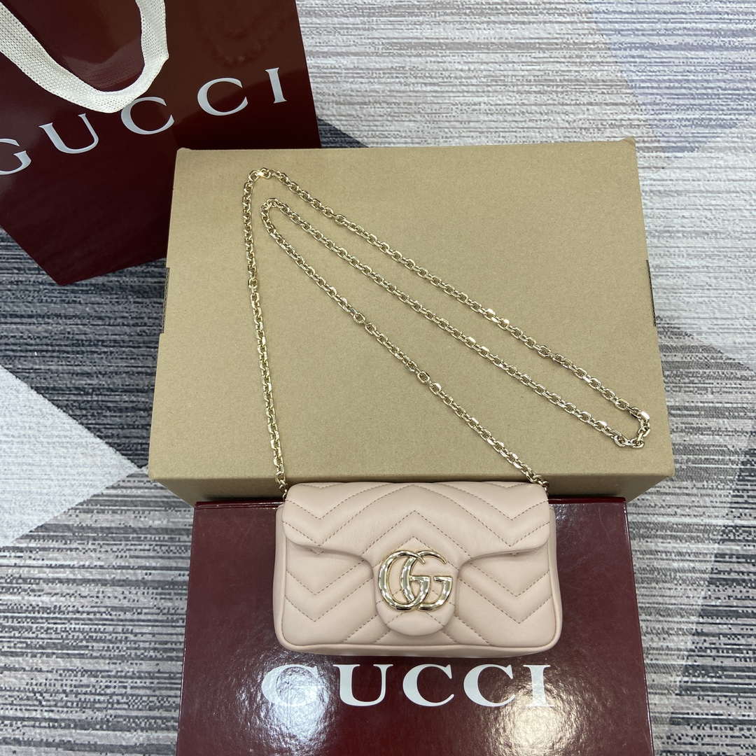 Gucci 841290 GG Marmont Mini Shoulder Bag Light pink