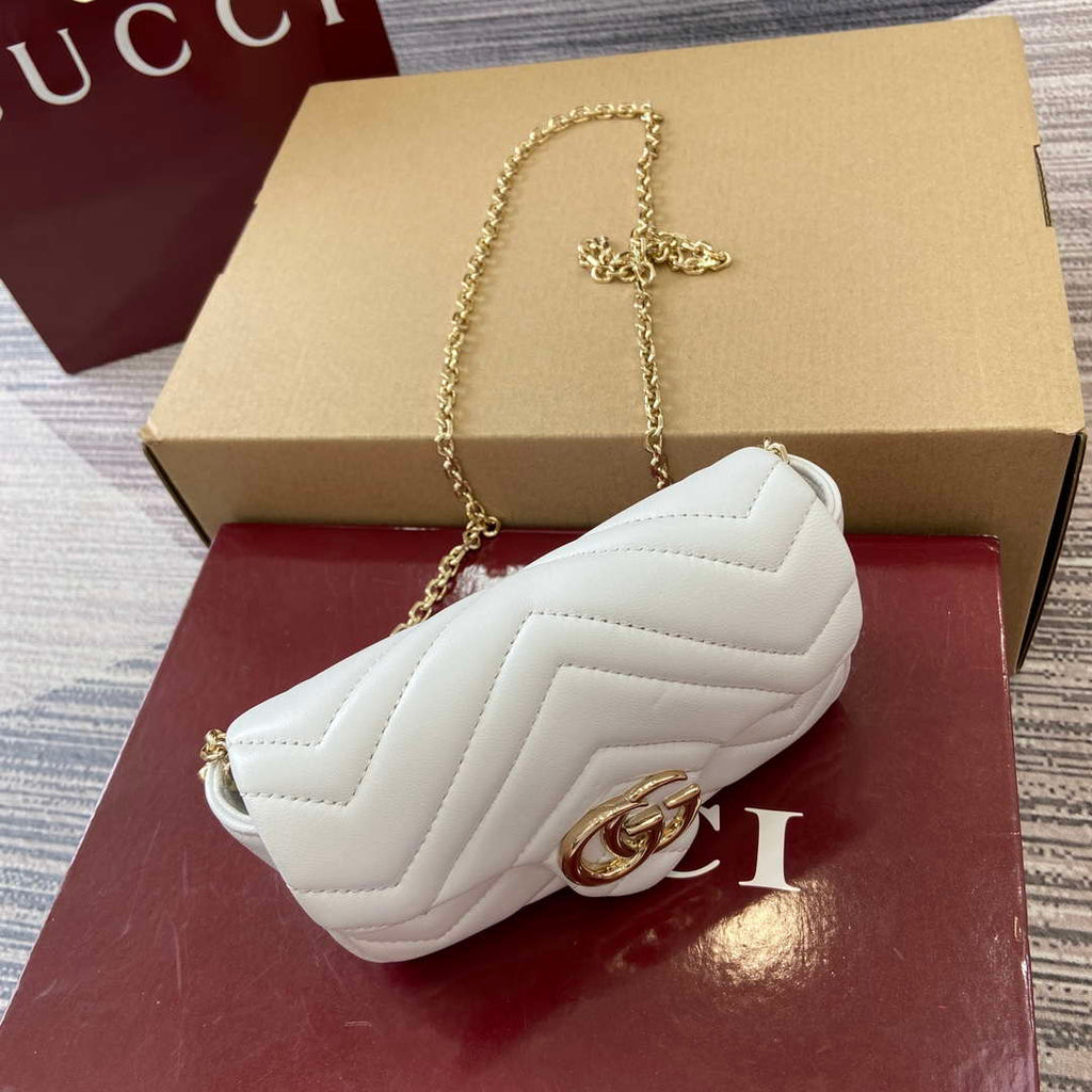 Gucci 841290 GG Marmont Mini Shoulder Bag White