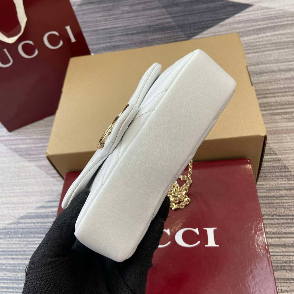 Gucci 841290 GG Marmont Mini Shoulder Bag White