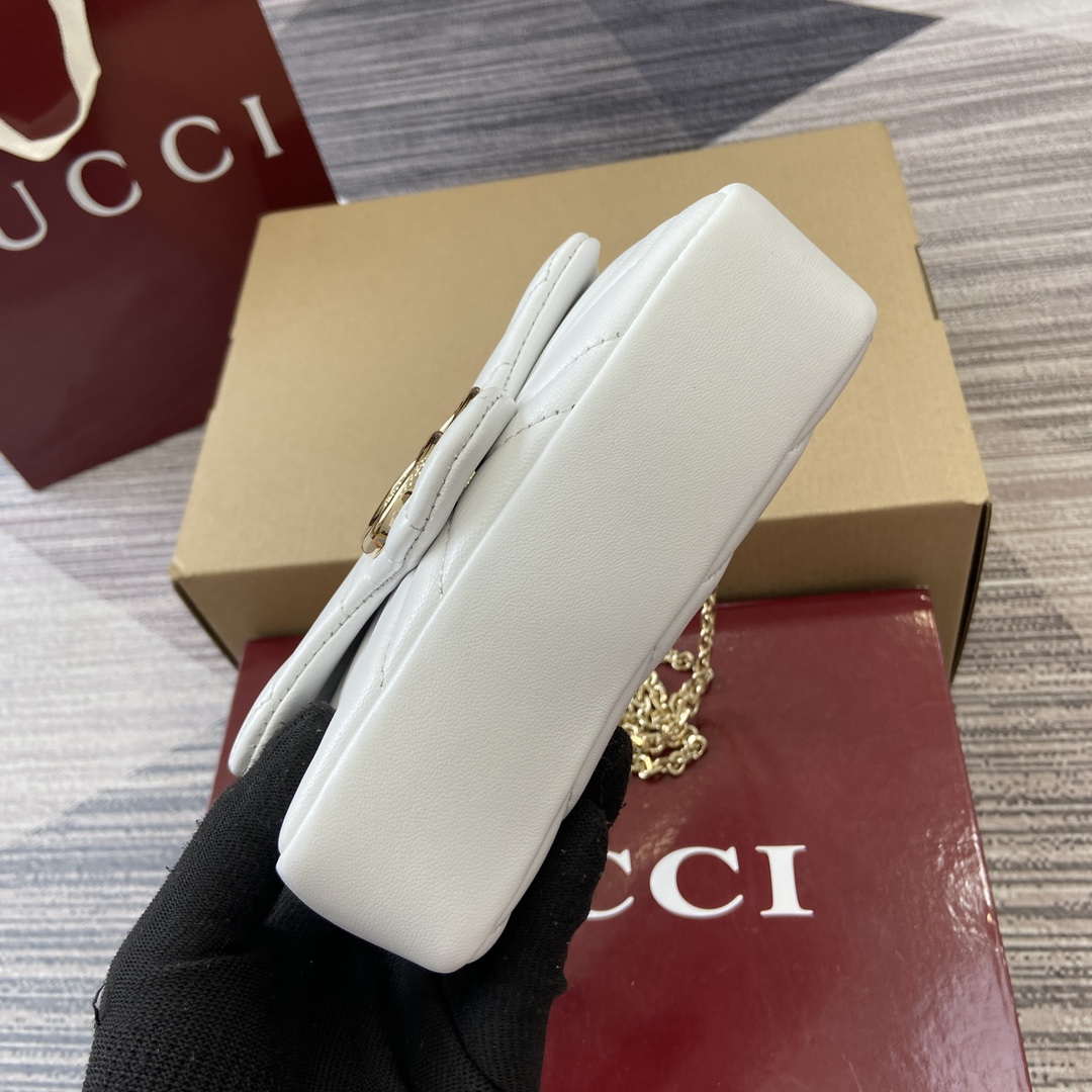 Gucci 841290 GG Marmont Mini Shoulder Bag White