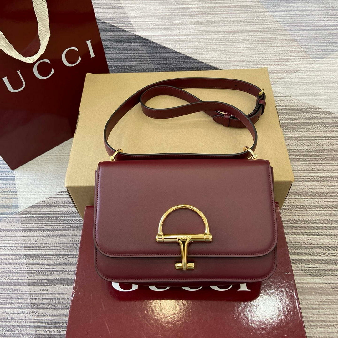 Gucci 846705 Gucci Siena Small Shoulder Bag Ancora red