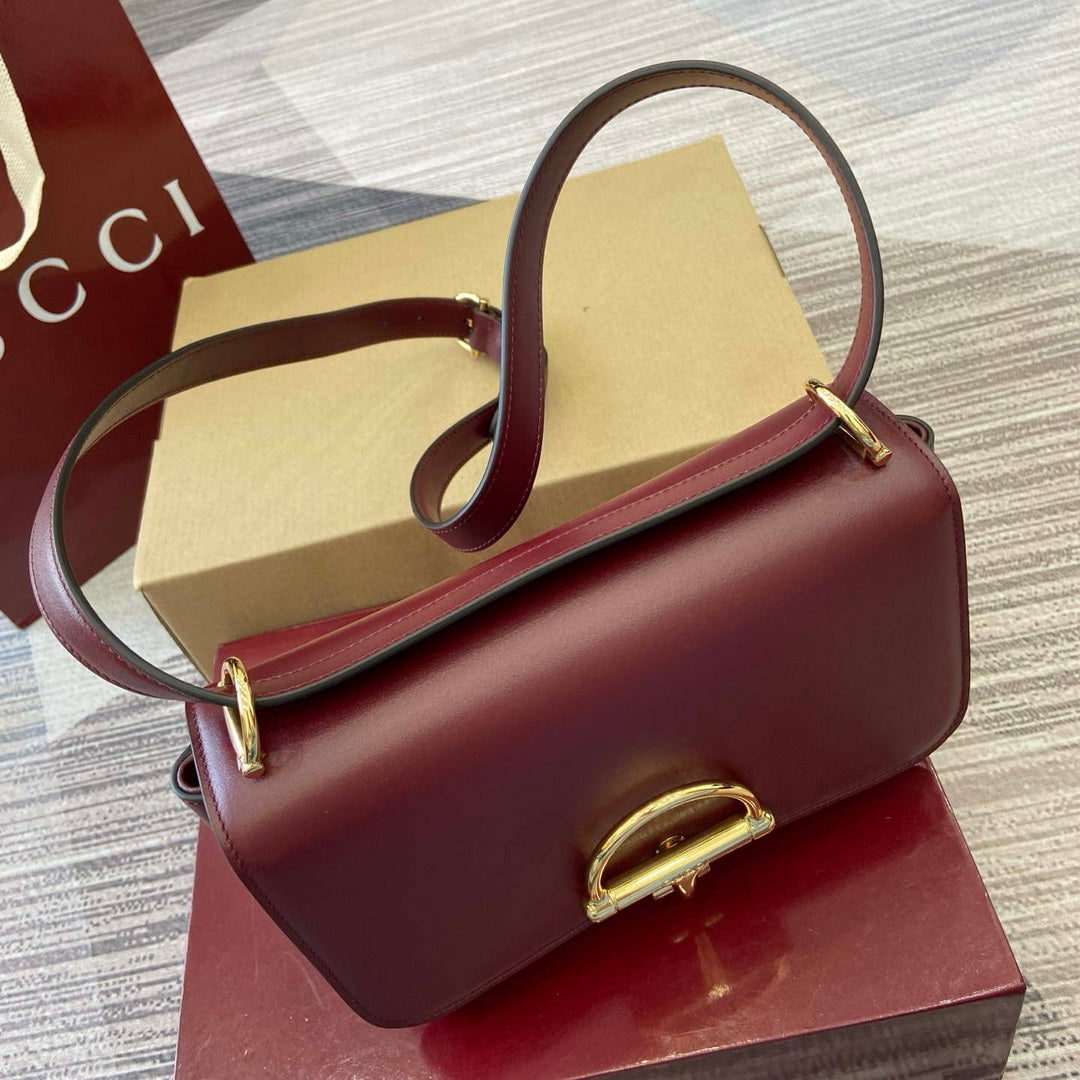 Gucci 846705 Gucci Siena Small Shoulder Bag Ancora red