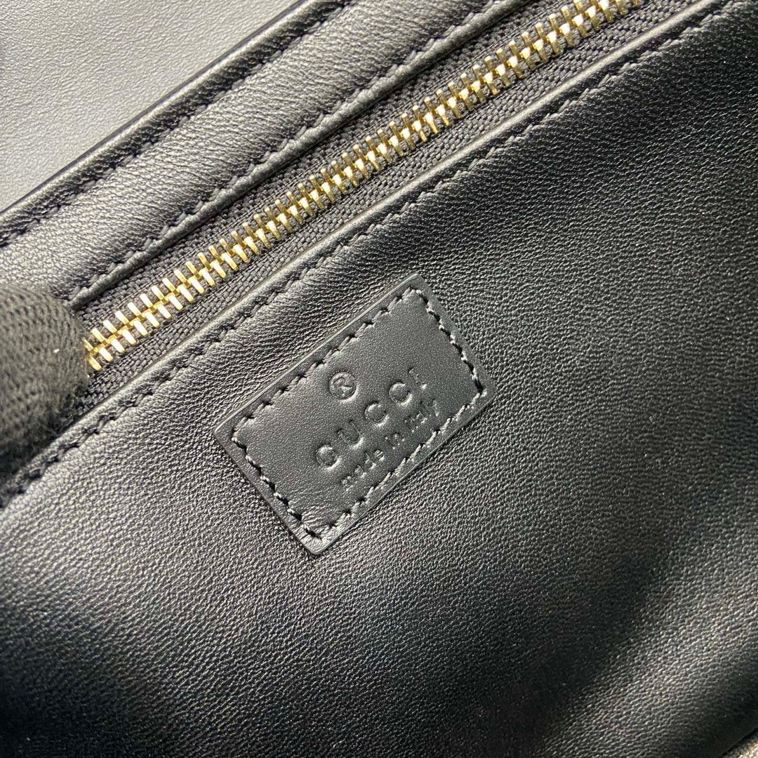 Gucci 846705 Gucci Siena Small Shoulder Bag Black