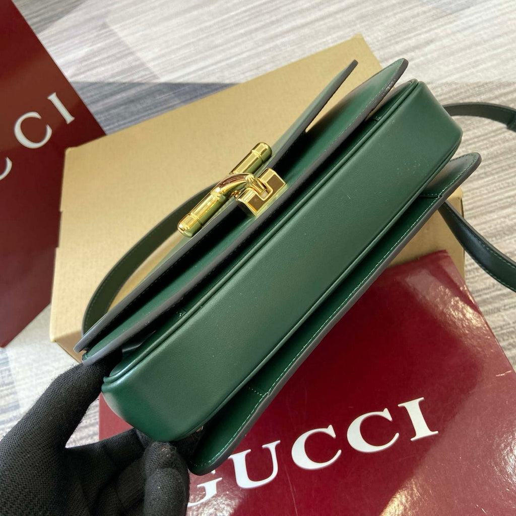 Gucci 846705 Gucci Siena Small Shoulder Bag Green