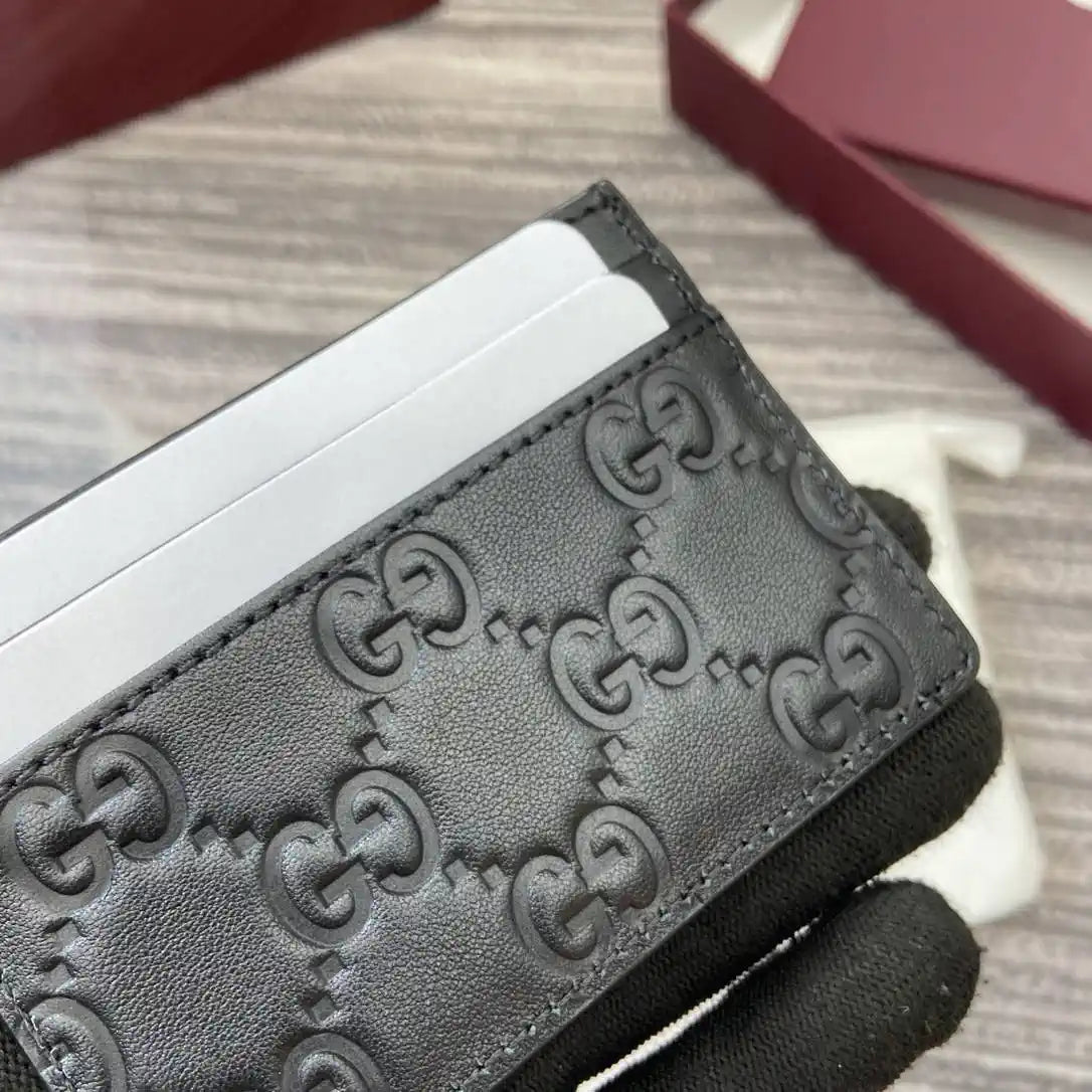 Gucci 847207 GG Emblem card case Rosso Ancora Black GG leather