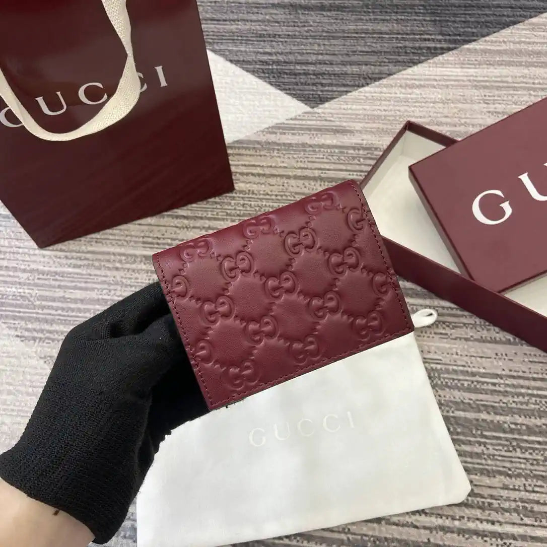 Gucci 847207 GG Emblem small wallet Rosso Ancora red GG leather