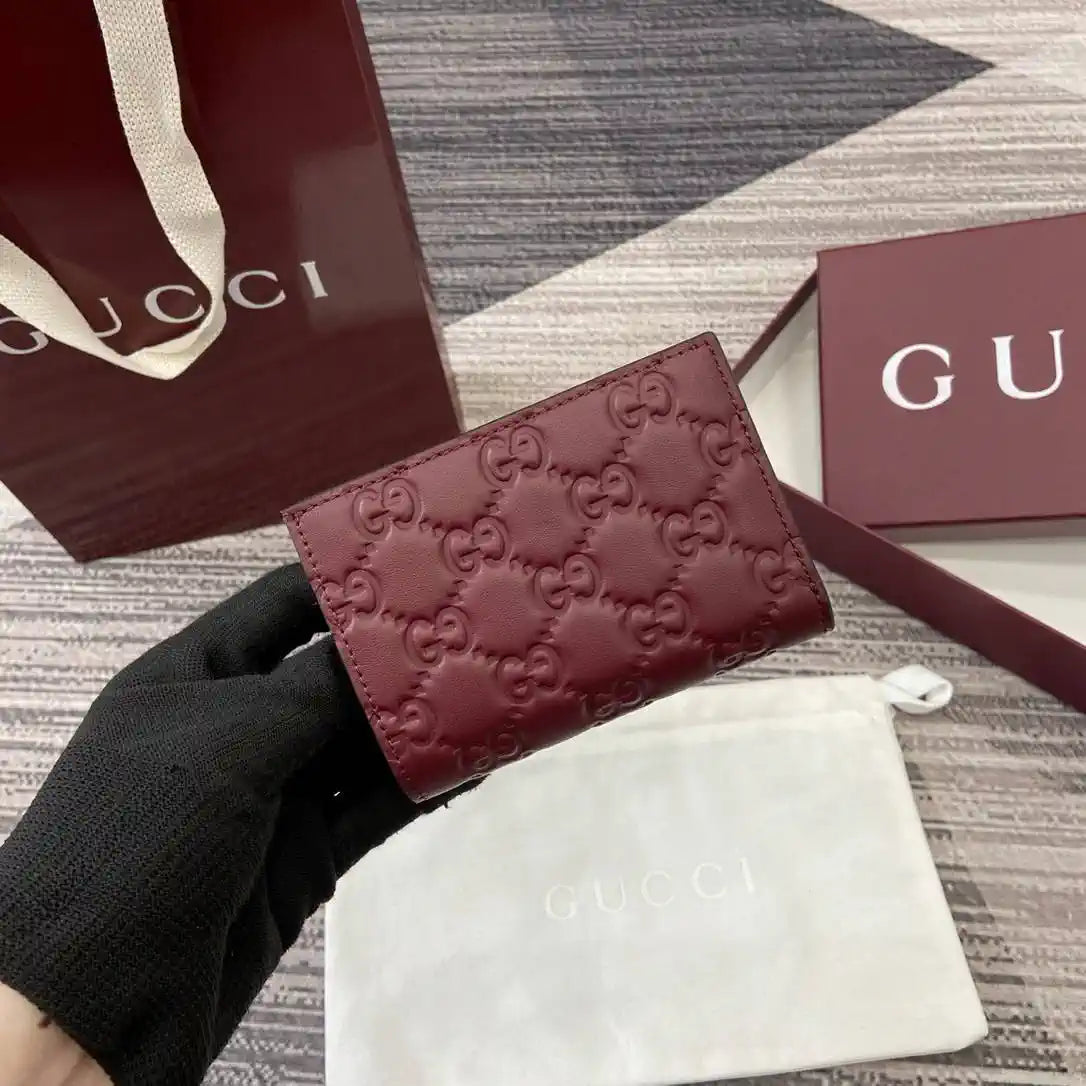 Gucci 847208 GG Emblem small wallet Rosso Ancora red GG leather