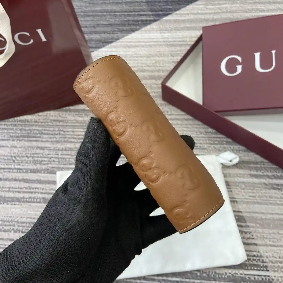 Gucci 847208 GG Emblem small wallet Rosso Brown GG leather