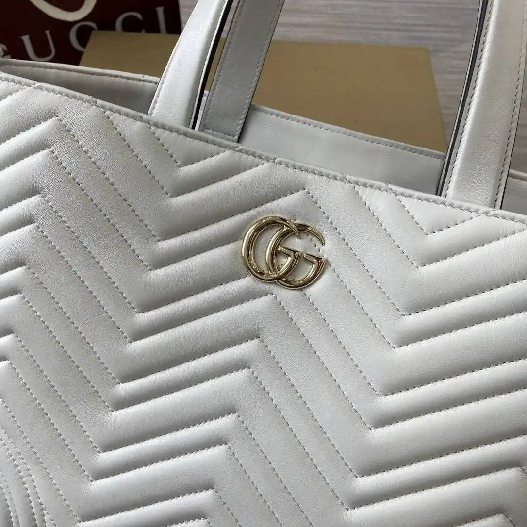Gucci 847387 Gucci Betty medium tote bag White
