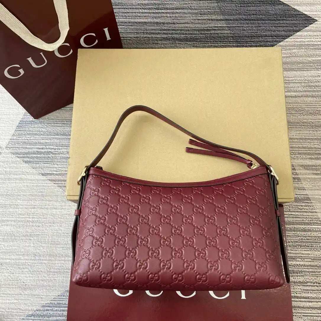 Gucci 847449 GG Emblem medium shoulder bag Rose Red