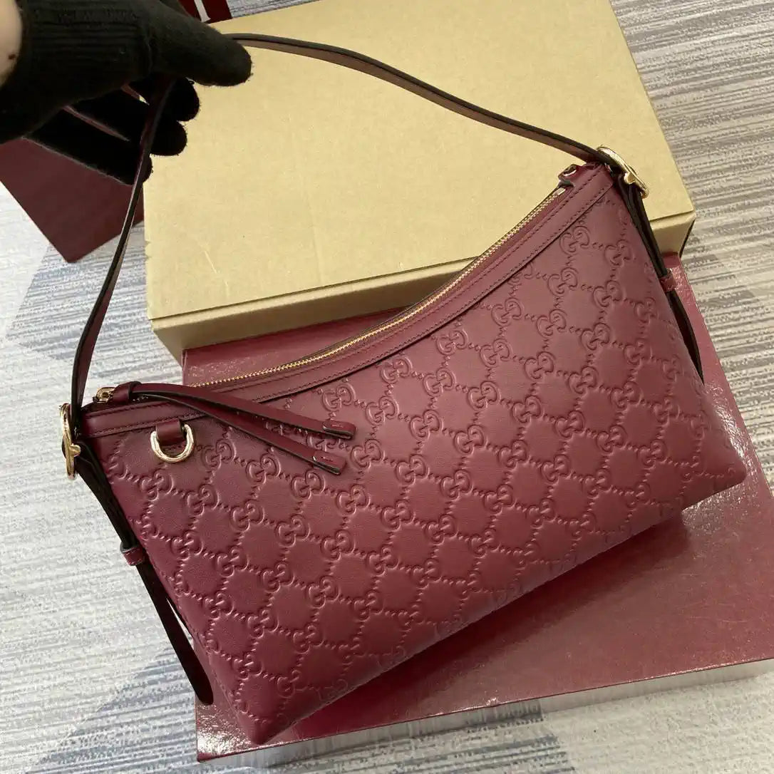 Gucci 847449 GG Emblem medium shoulder bag Rose Red