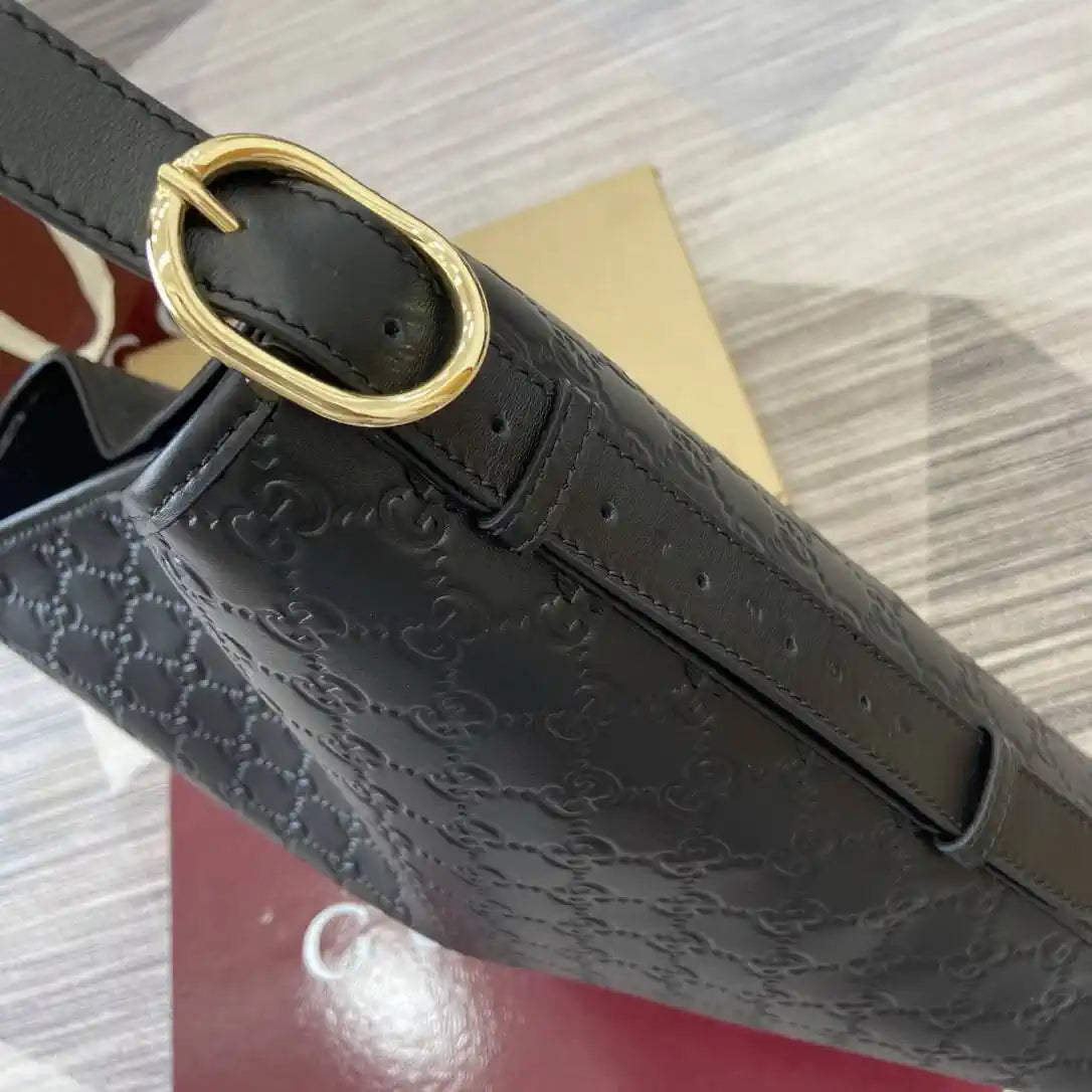 Gucci 847452 GG Emblem medium shoulder bag black GG leather