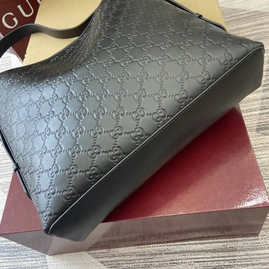Gucci 847452 GG Emblem medium shoulder bag black GG leather