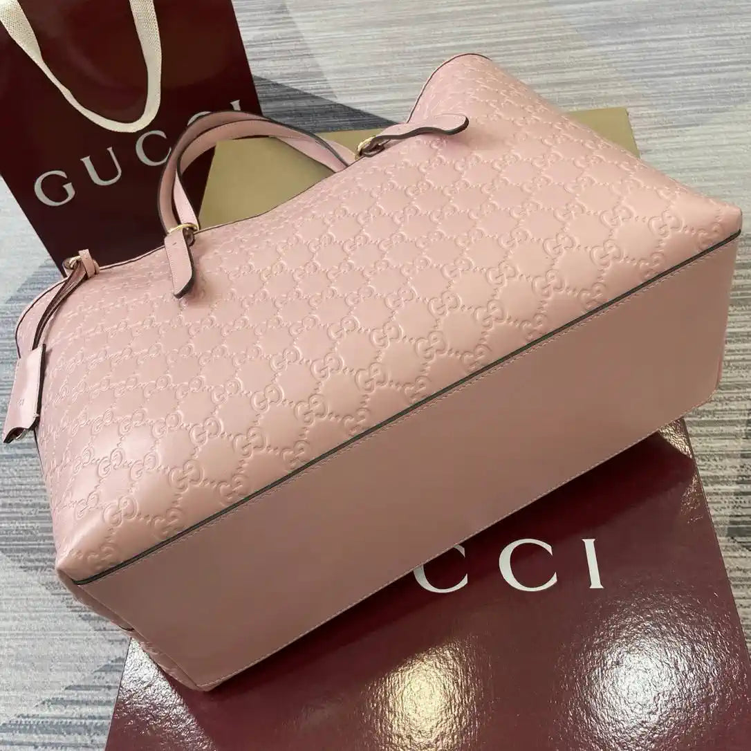 Gucci 847455 GG Emblem Large tote bag Pink