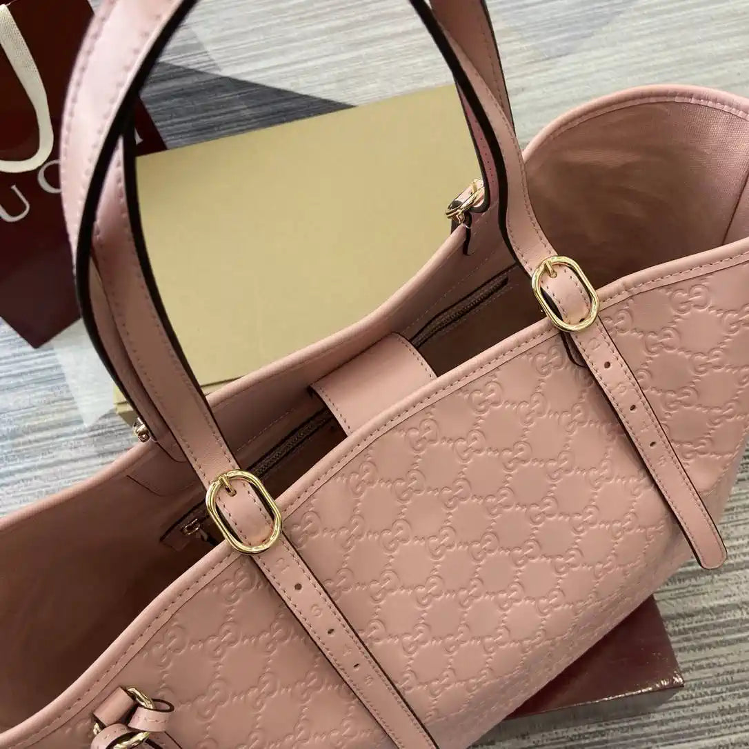 Gucci 847455 GG Emblem Large tote bag Pink