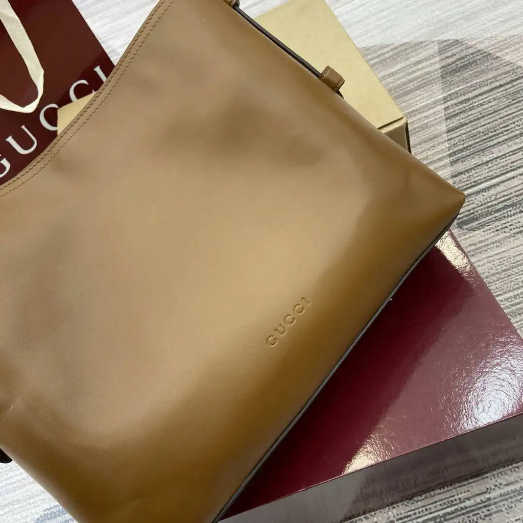Gucci 850926 Gucci Beatrix Medium Tote Bag Brown Leather