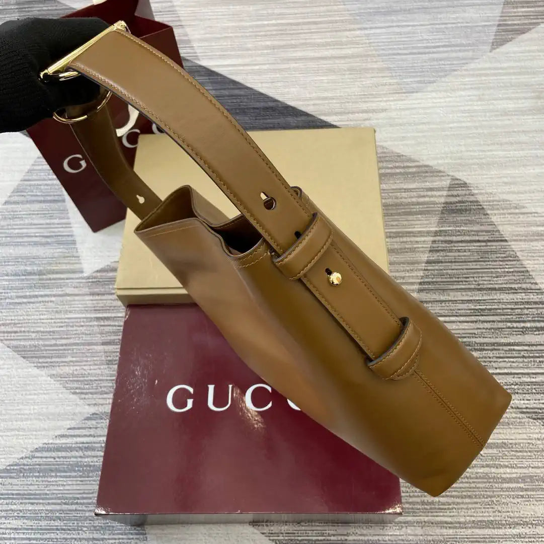 Gucci 850926 Gucci Beatrix Medium Tote Bag Brown Leather