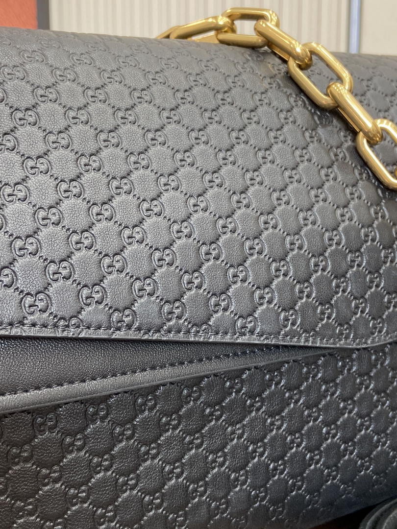 Gucci 857362 Large Shoulder With Chain Bag Leather Black GG