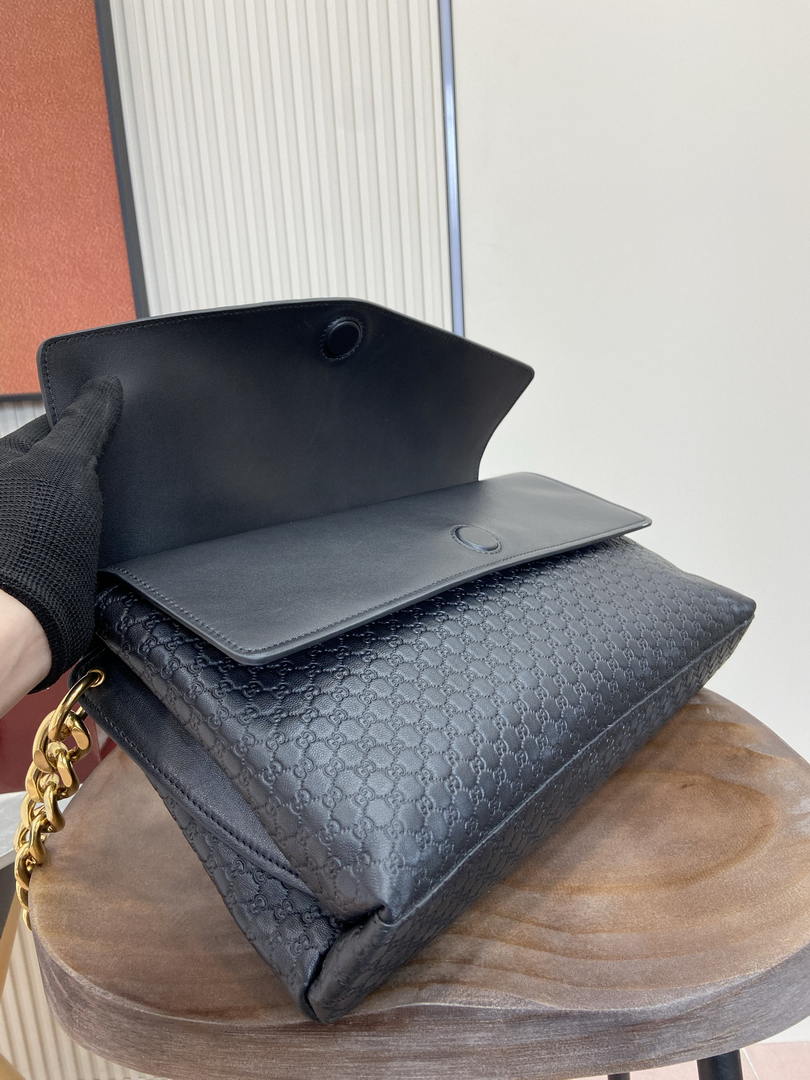 Gucci 857362 Large Shoulder With Chain Bag Leather Black GG