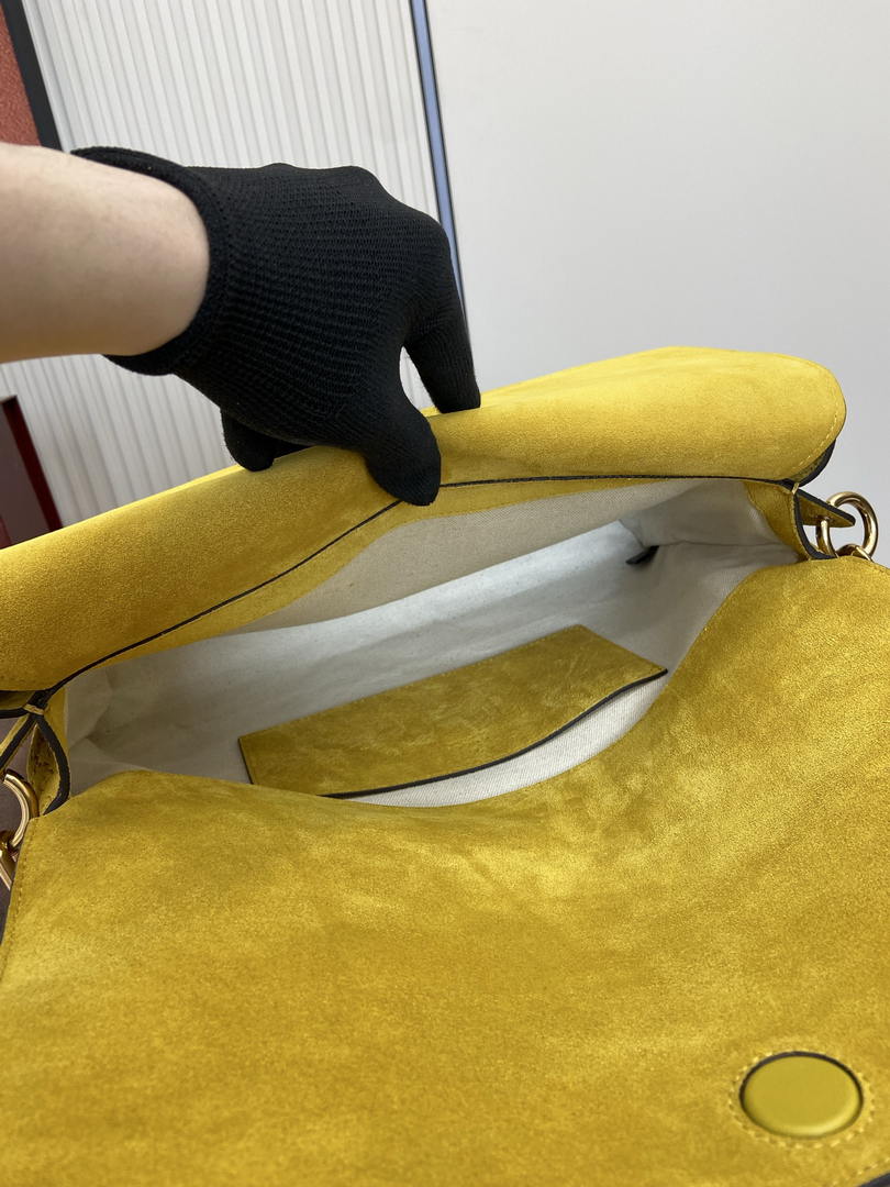 Gucci 857362 Large Shoulder With Chain Bag Suede Yellow GG