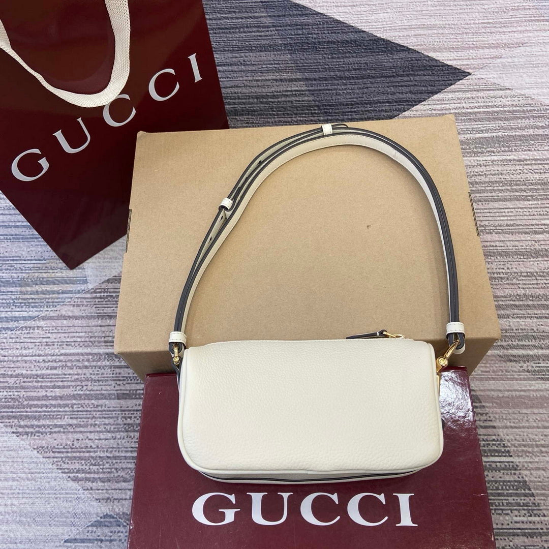Gucci 860784 Gucci Half Horsebit Mini Bag White