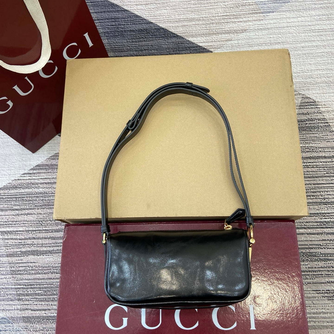 Gucci 860784 Gucci Half Horsebit Mini Shoulder Bag Black