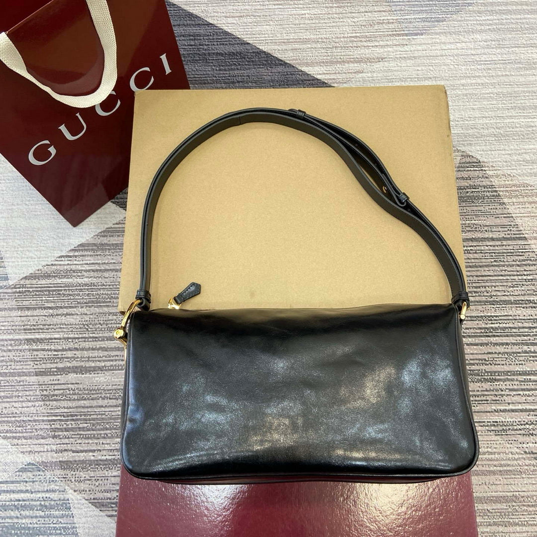 Gucci 860787 Gucci Half Horsebit Medium Shoulder Bag Black