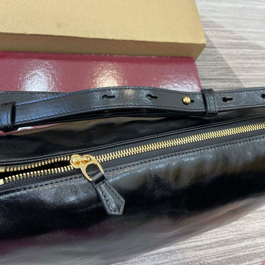 Gucci 860787 Gucci Half Horsebit Medium Shoulder Bag Black