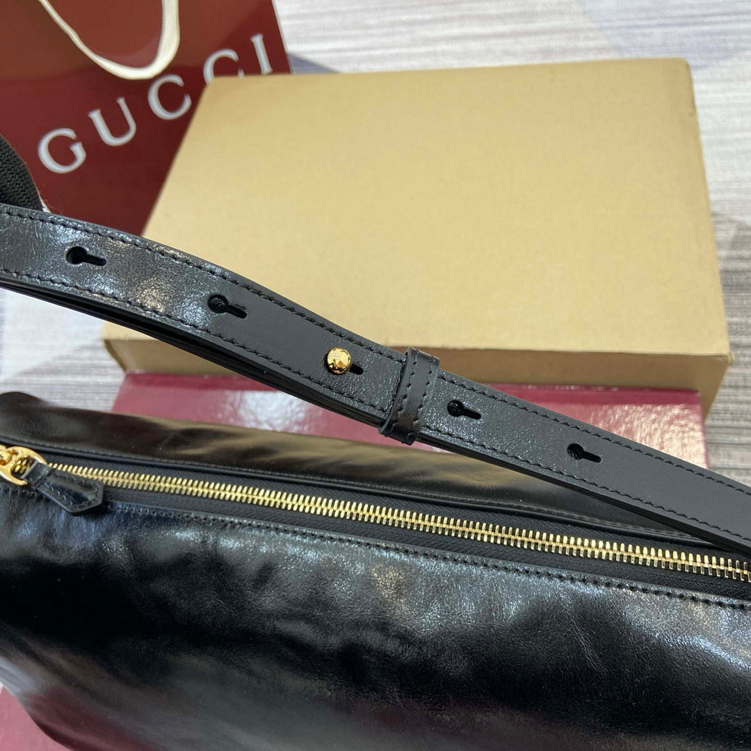 Gucci 860787 Gucci Half Horsebit Medium Shoulder Bag Black