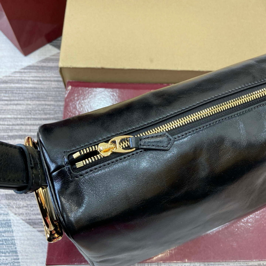 Gucci 862530 Gucci Half Horsebit Large Shoulder Bag Black