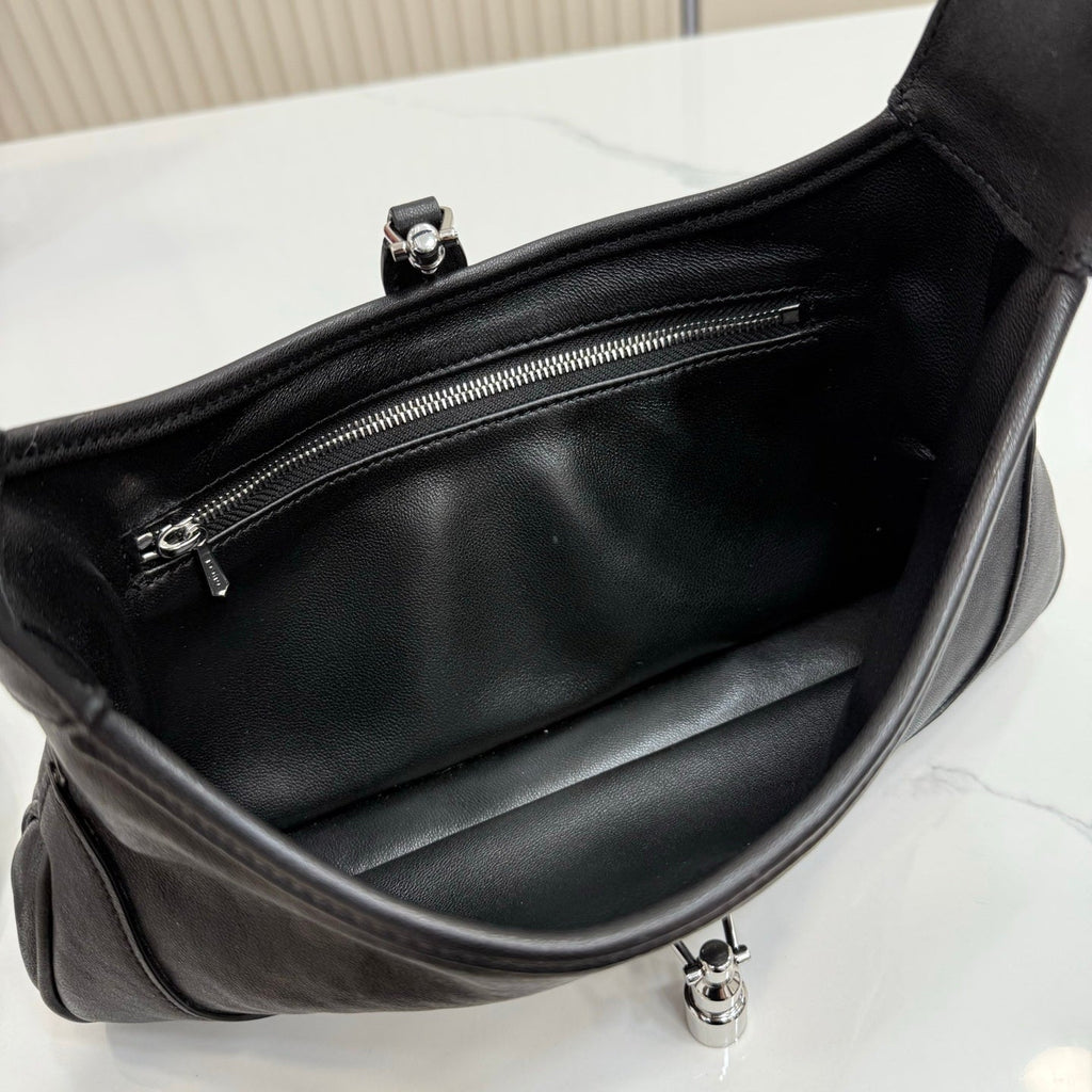 Gucci 863137 Jackie Slim Medium Shoulder Bag Black