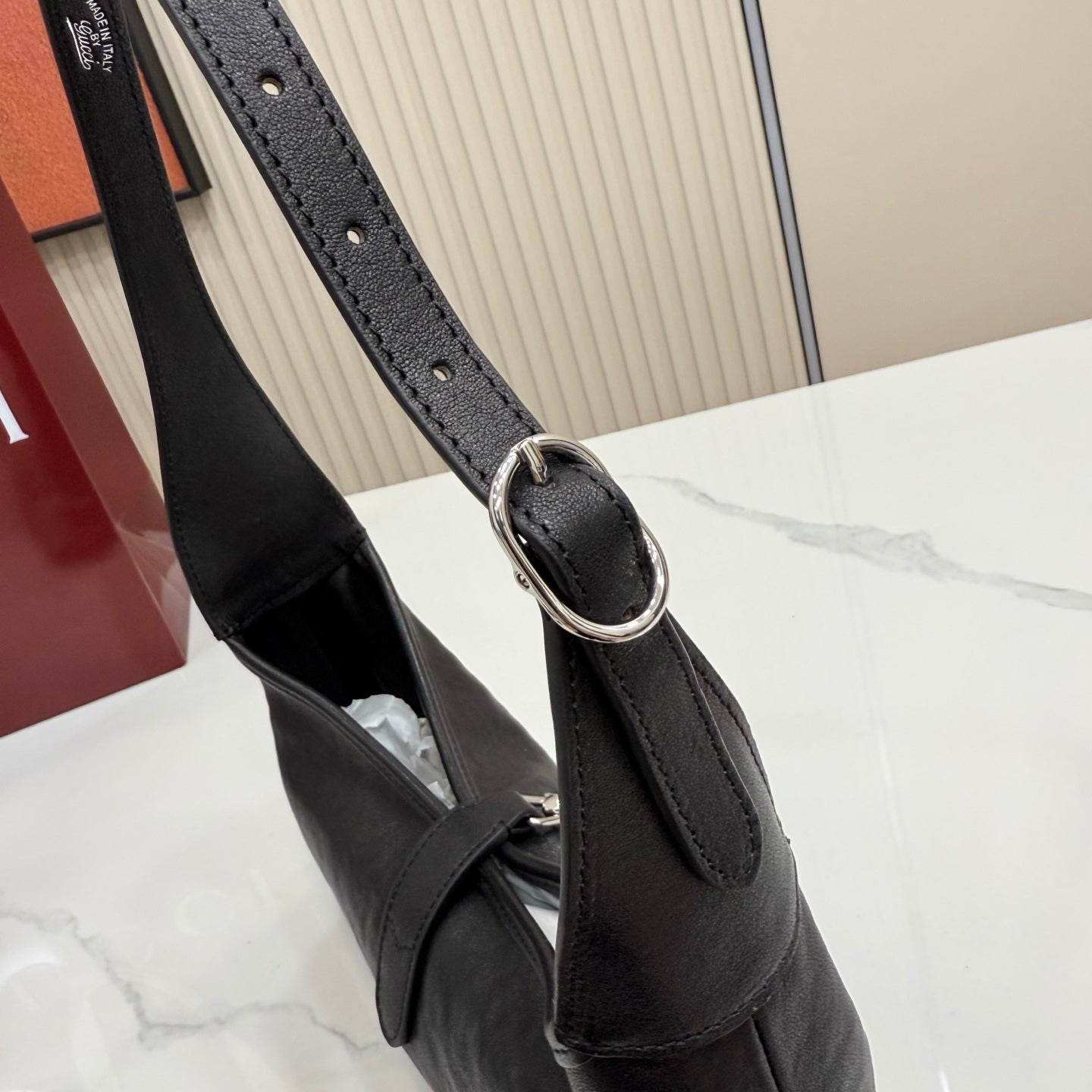 Gucci 863137 Jackie Slim Medium Shoulder Bag Black