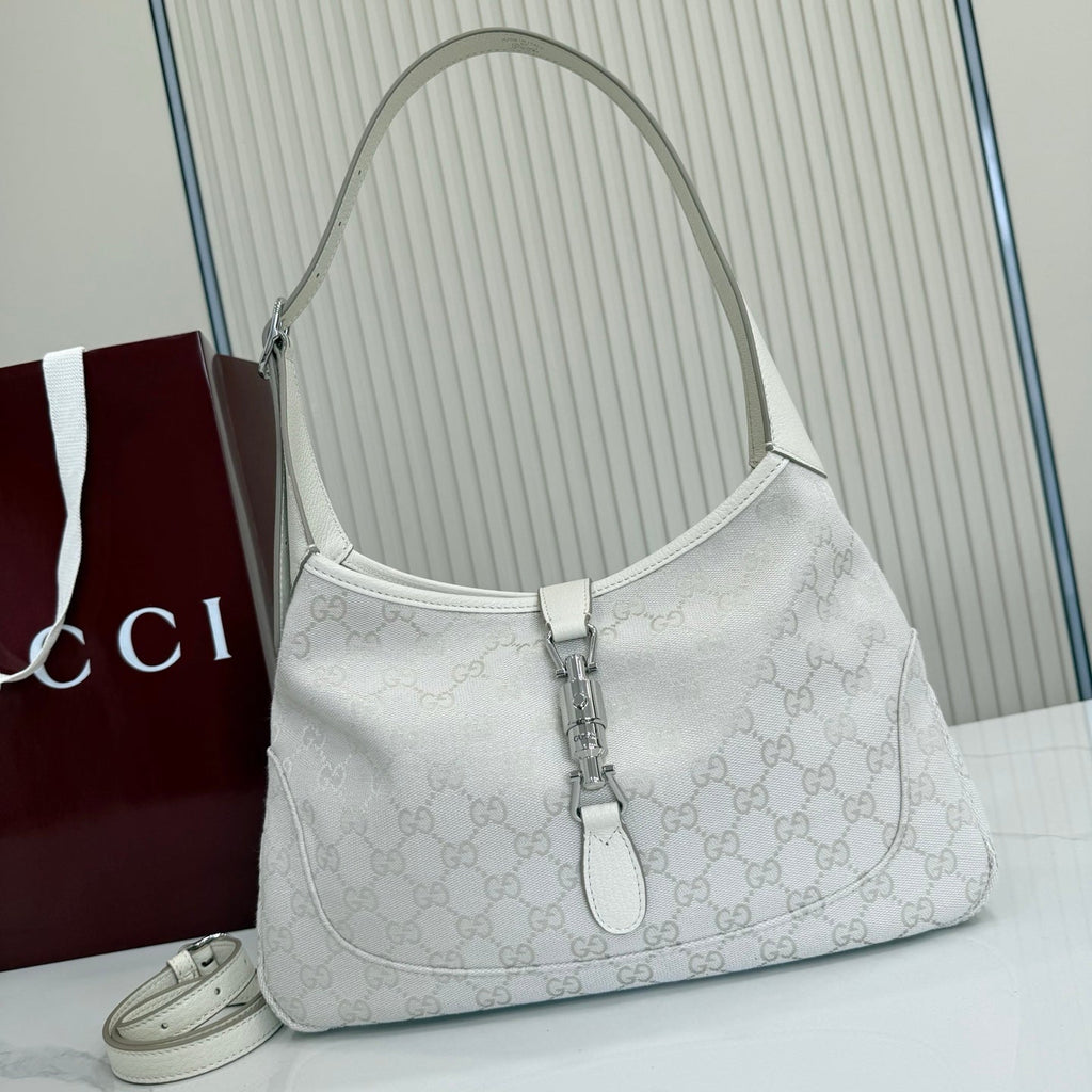 Gucci 863137 Jackie Slim Medium Shoulder Bag Ivory GG canvas