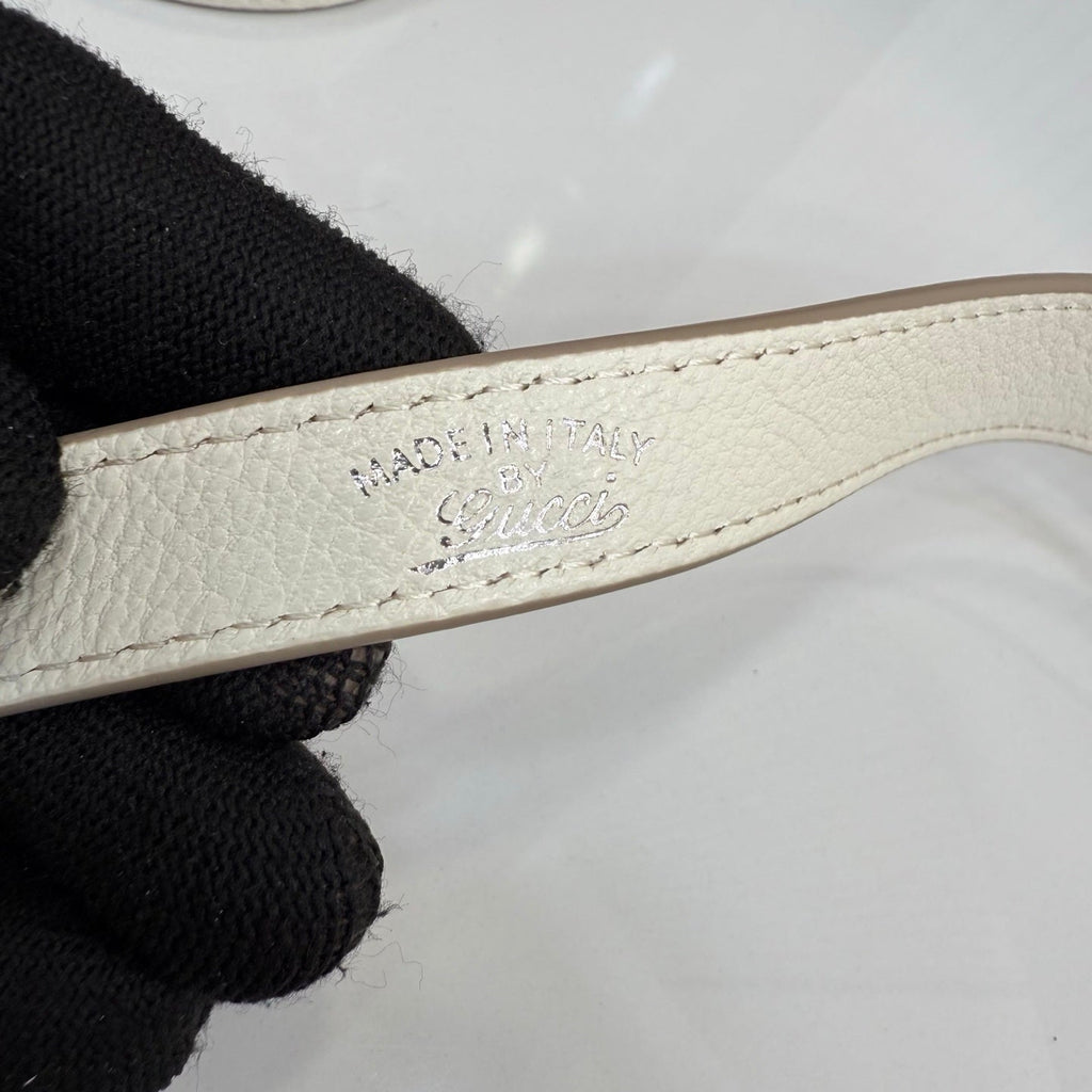 Gucci 863137 Jackie Slim Medium Shoulder Bag Ivory GG canvas