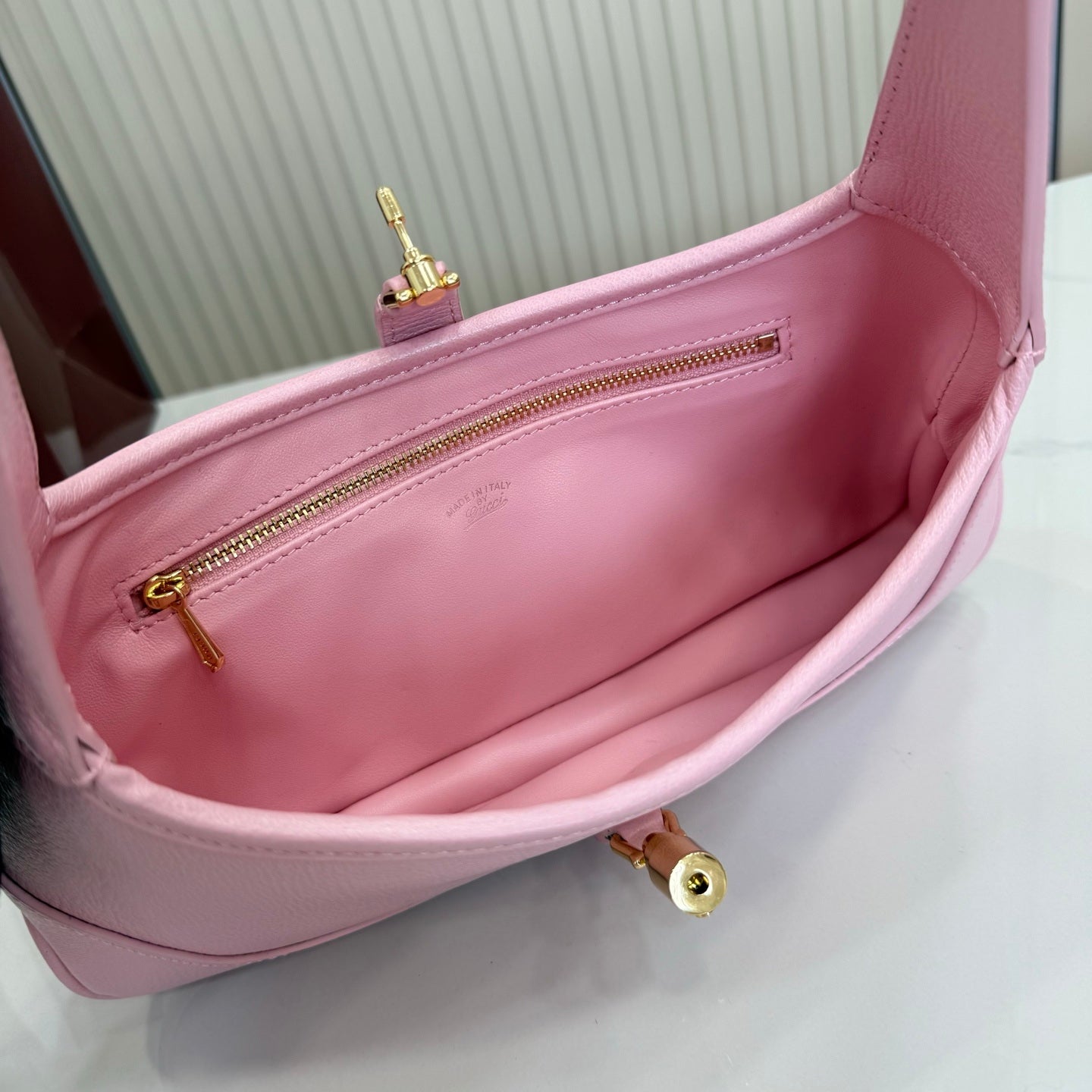 Gucci 863137 Jackie Slim Medium Shoulder Bag Light Pink