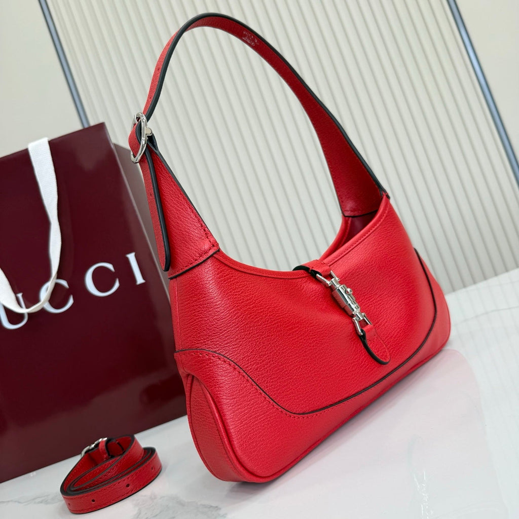 Gucci 863137 Jackie Slim Medium Shoulder Bag Red