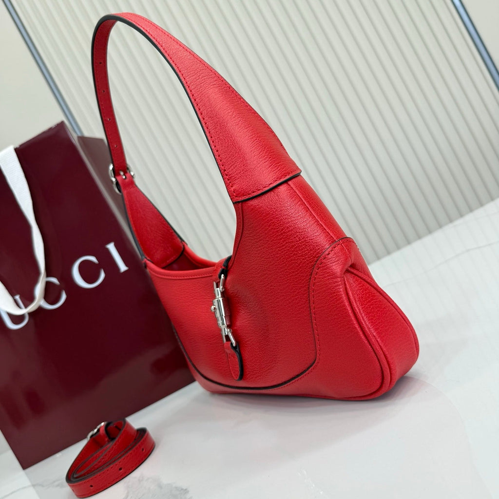 Gucci 863137 Jackie Slim Medium Shoulder Bag Red