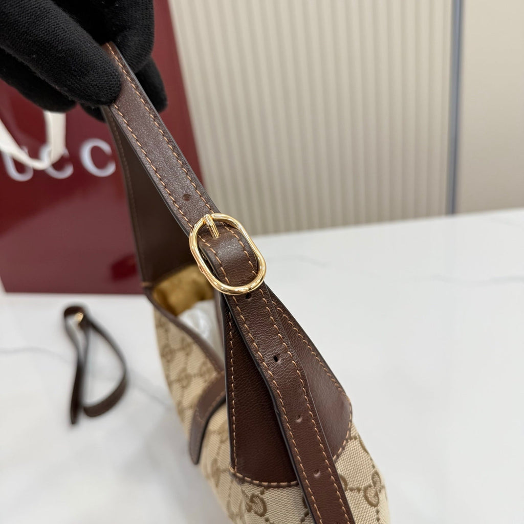 Gucci 863137 Jackie Slim Medium Shoulder Bag Sand and dark brown GG canvas