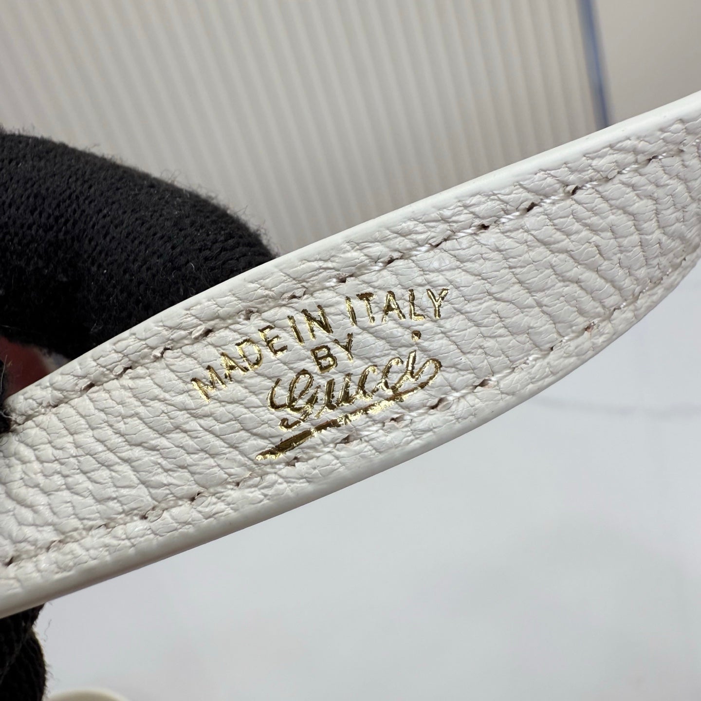 Gucci 863137 Jackie Slim Medium Shoulder Bag White
