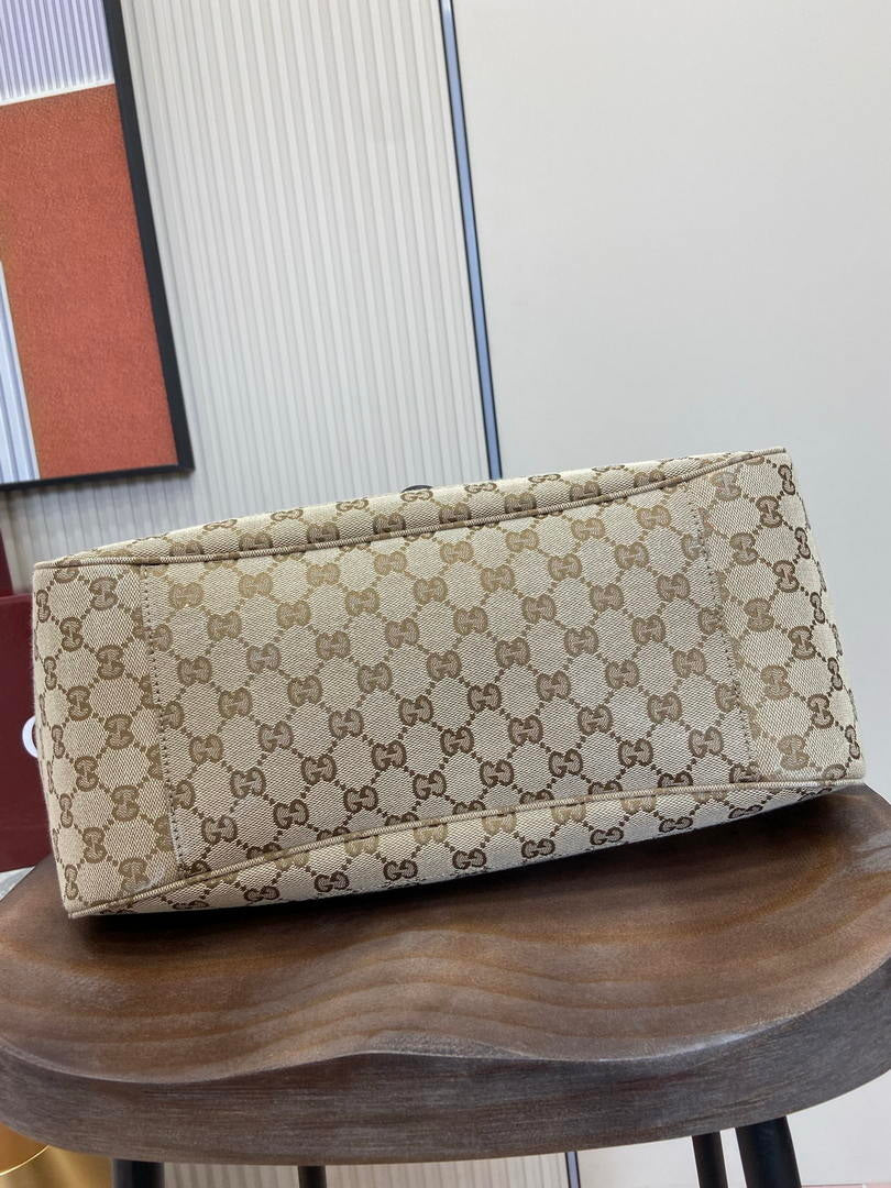 Gucci 866645 Mercato medium tote bag  sand and brown GG canvas