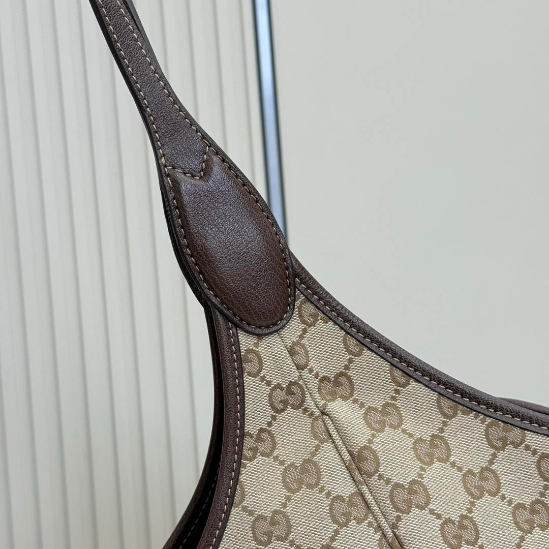 Gucci 870693  Mercato large tote bag  sand and brown GG canvas