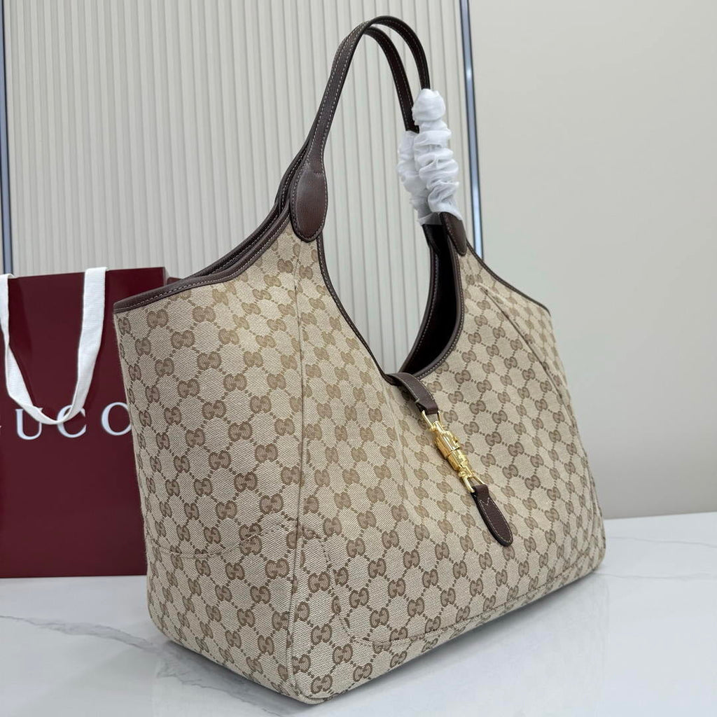 Gucci 870693  Mercato large tote bag  sand and brown GG canvas