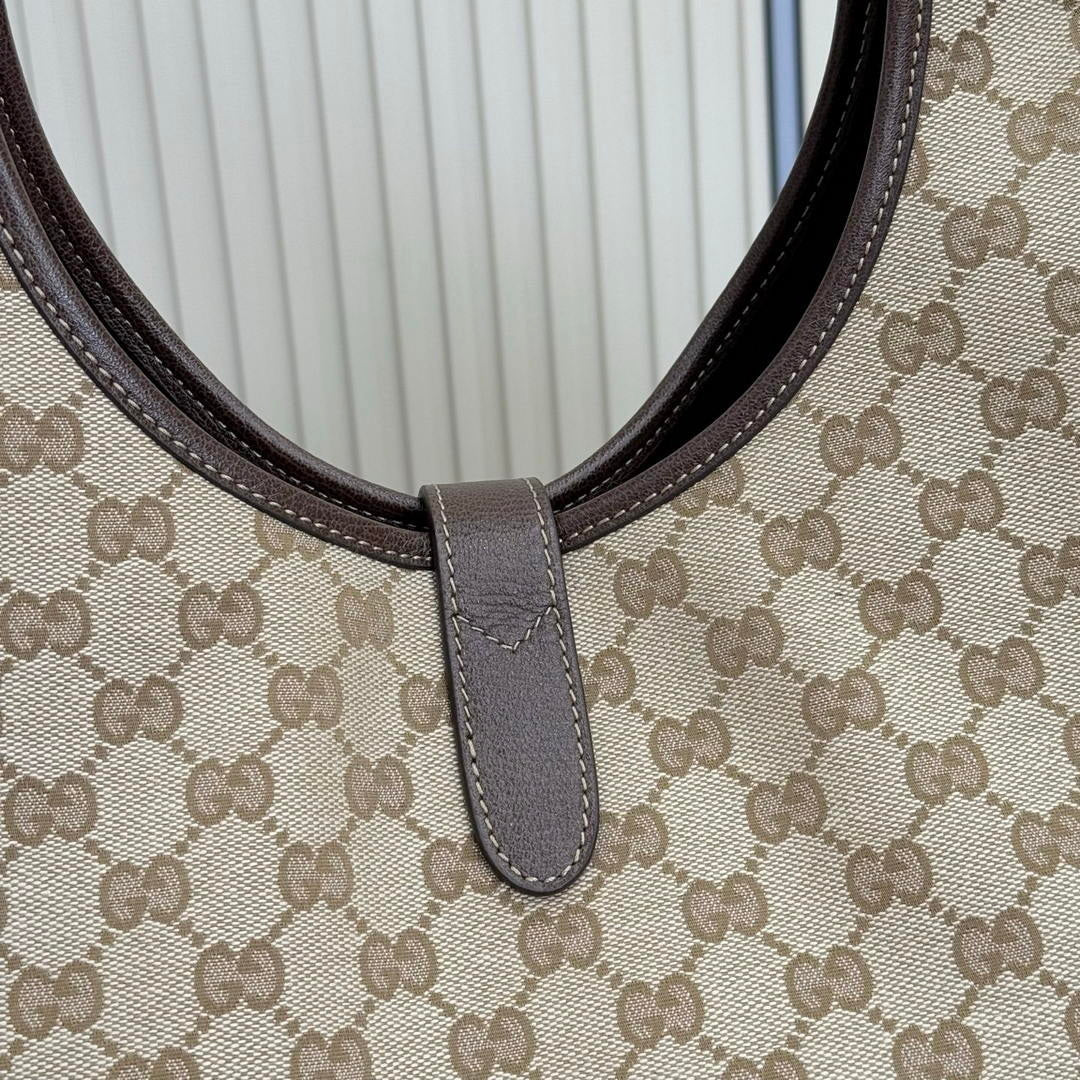 Gucci 870693  Mercato large tote bag  sand and brown GG canvas