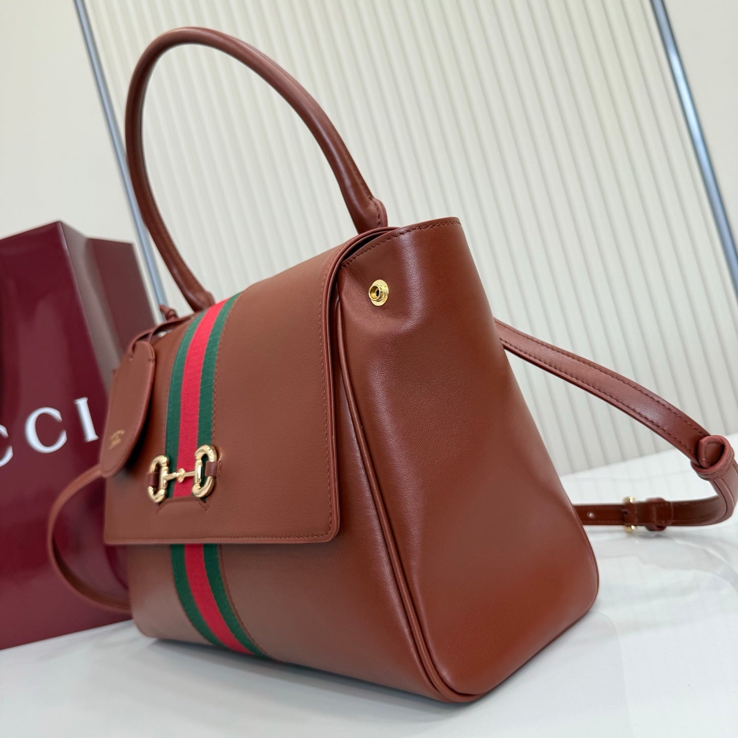 Gucci 875018 Paparazzo Medium Top Handle Bag Chestnut