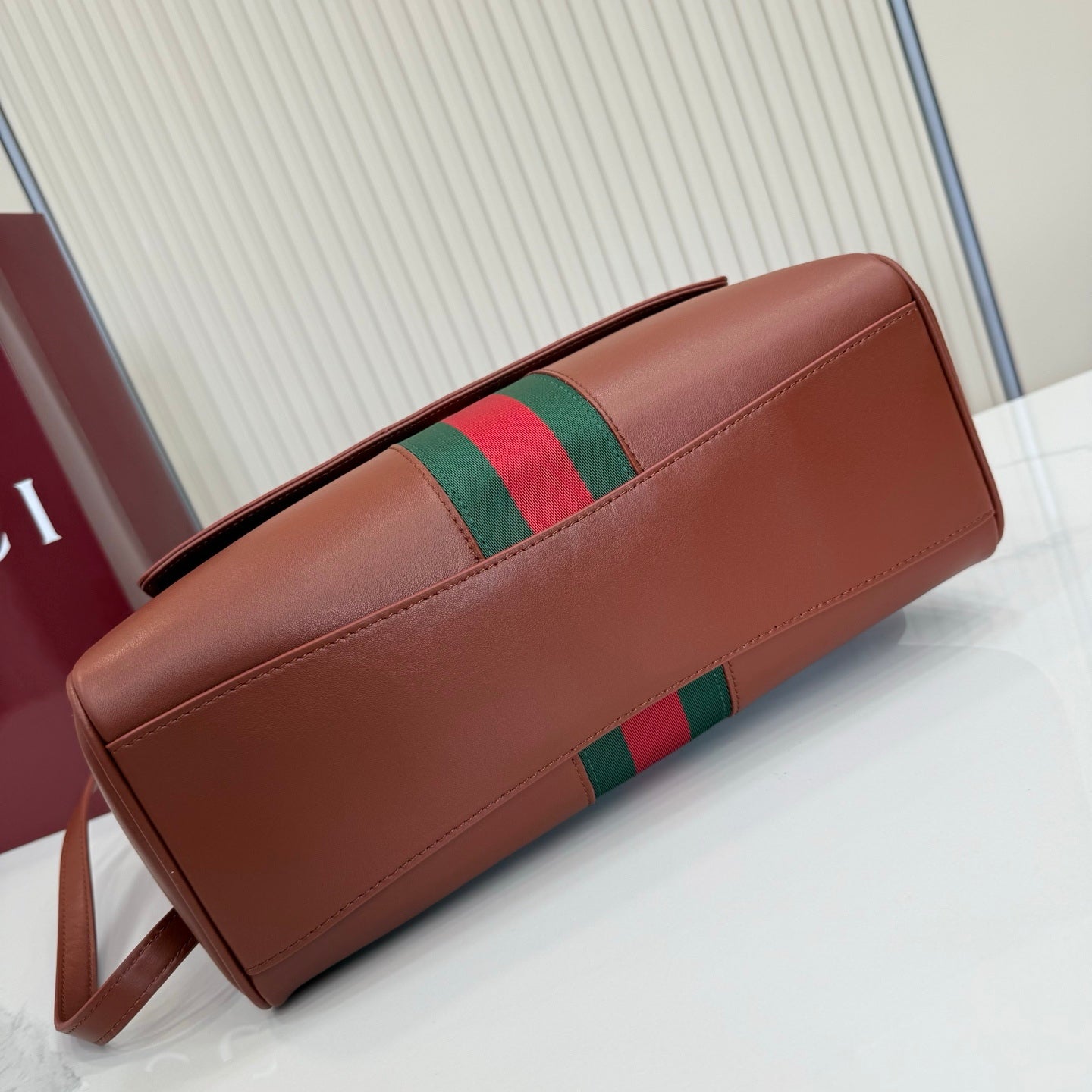 Gucci 875018 Paparazzo Medium Top Handle Bag Chestnut