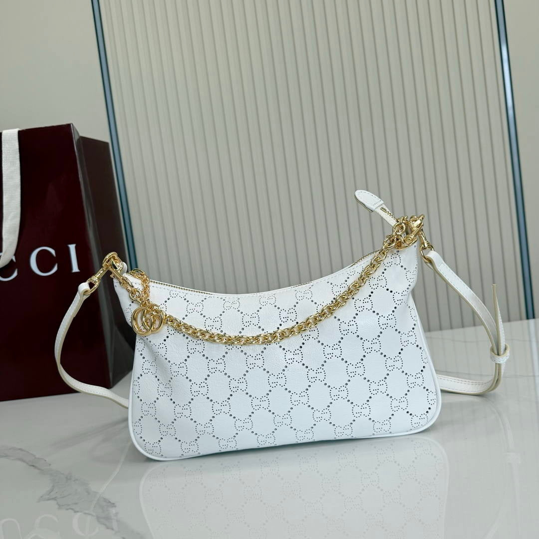 Gucci A0034B Lady Lunetta Chain small shoulder  Beige