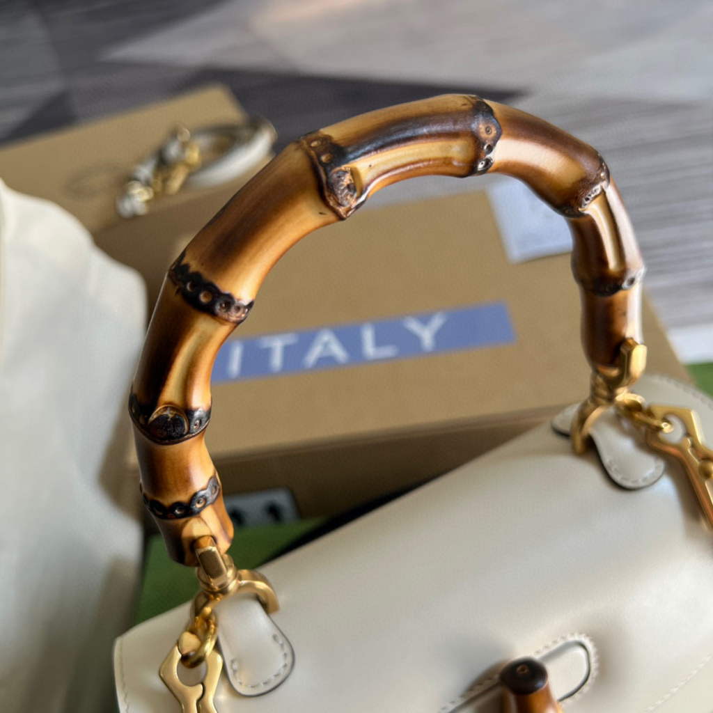 Gucci 675797 Bamboo1947 small top handle bag White