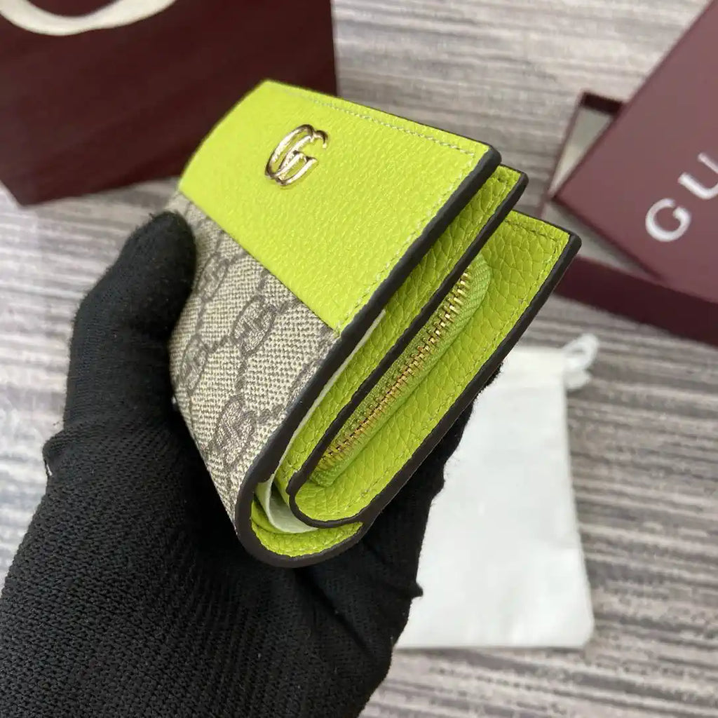 Gucci Bi-color GG Marmont small wallet 841360 beige and bright green leather