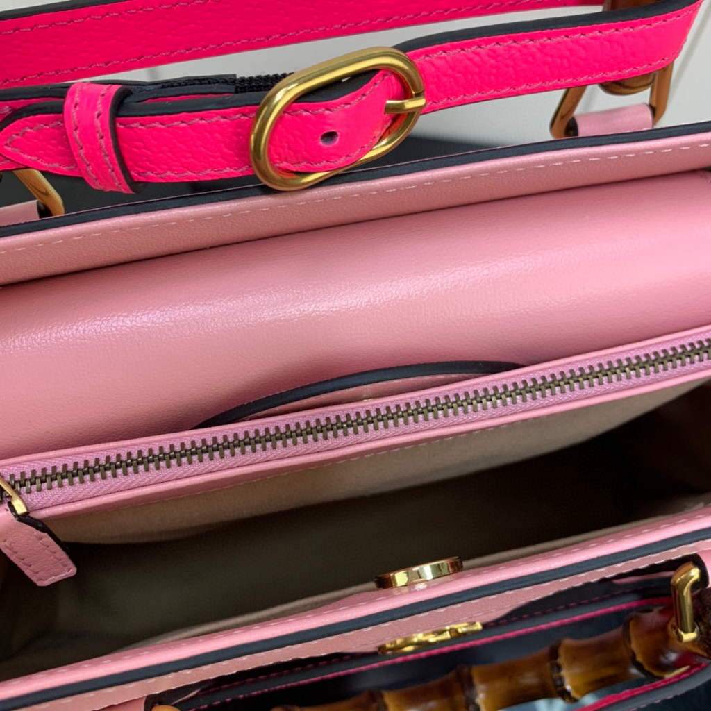 Gucci Diana medium tote bag Gucci 655658 Pink