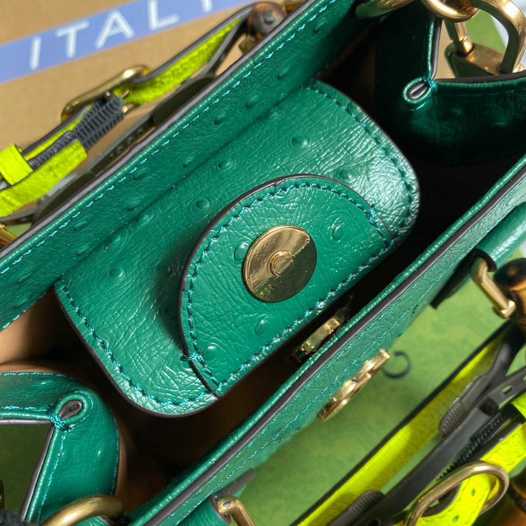 Gucci Diana Mini Tote Bag Ostrich LeatherTop Handle Bag Gucci a€?55661 Green